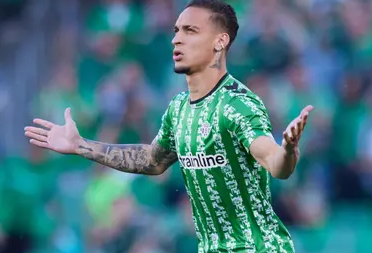 antony-akan-tunggu-hingga-deadline-demi-real-betis