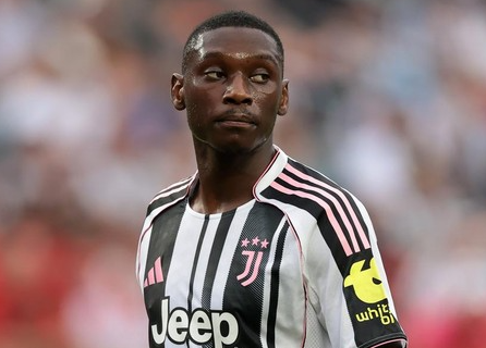 PSG dan Juventus Musuhan Akibat Randal Kolo Muani