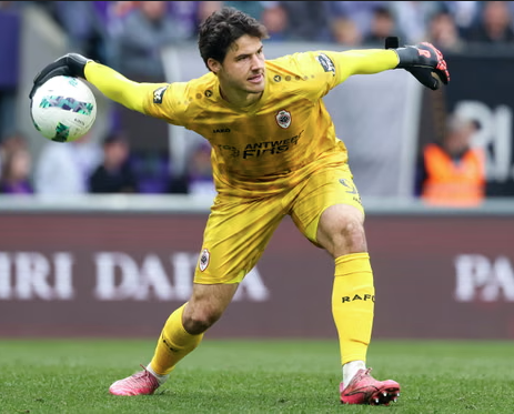 harry-maguire-senne-lammens-itu-kiper-masa-depan-mu