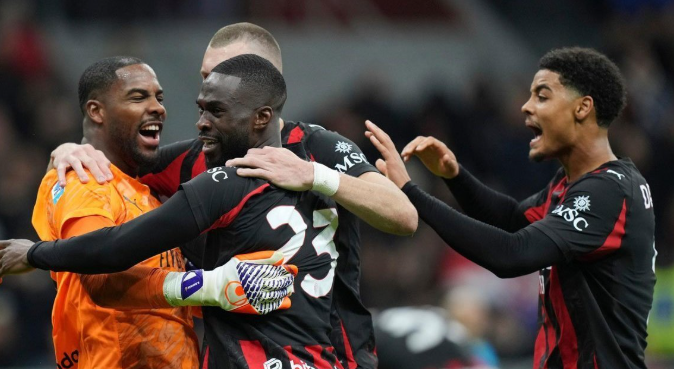 mike-maignan-akan-perpanjang-kontrak-di-ac-milan