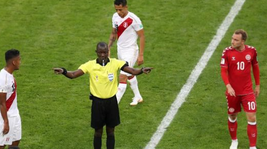 VAR Sepakbola Kontroversi Keputusan Wasit Modern Terkini